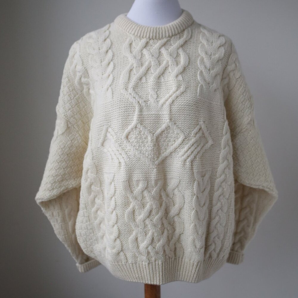 Aran Crafts Irish Cream Wool Sweater, Vintage Oversized Sweater, Claddagh, Large